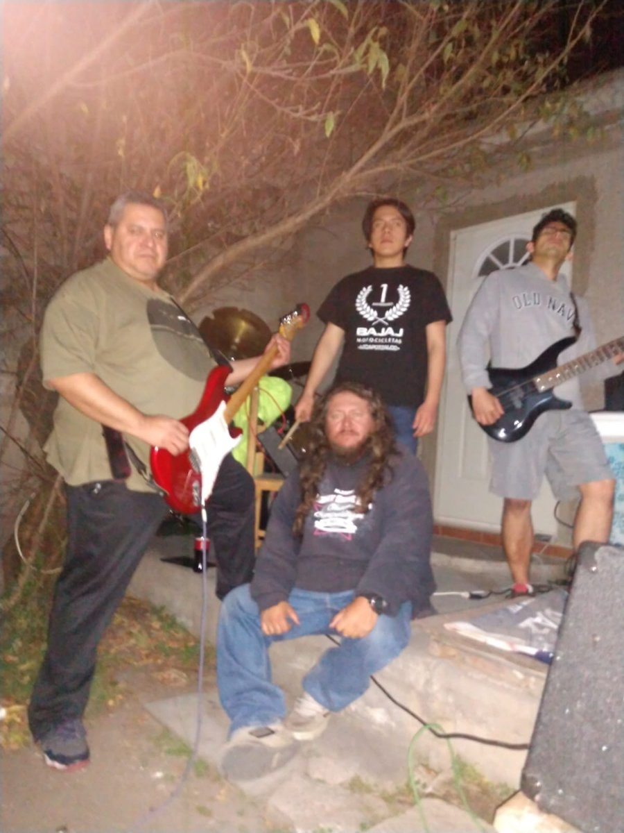 NUEVA BANDA DEMONCORE