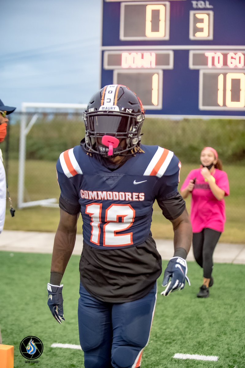 RoshonCarter's tweet photo. After a great conversation with @coachporterWR I am blessed to have received my 3rd offer from Misericordia University 🟦🟨. I would like to thank God, My Mother, Coach McCain and Coach Priv and the rest of my Maury family!! #MisWHO22 https://t.co/EL5mFgibK9