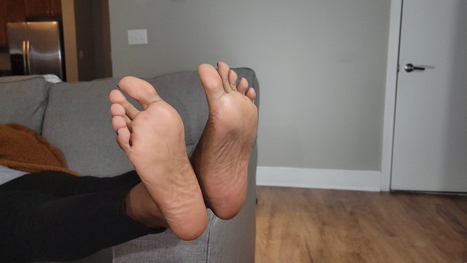 My soles after a long day.   Subscribe to my Onlyfans! Click the link below. Customs available! ☺❤ #feet<a href="/tag/footfetish"class="tags"><span>#footfetish</span></a><a href="/tag/ebony"class="tags"><span>#ebony</span></a><a href="/tag/feet"class="tags"><span>#feet</span></a><a href="/tag/shower"class="tags"><span>#shower</span></a><a href="/tag/soles"class="tags"><span>#soles</span></a><a href="/tag/oiled"class="tags"><span>#oiled</span></a>