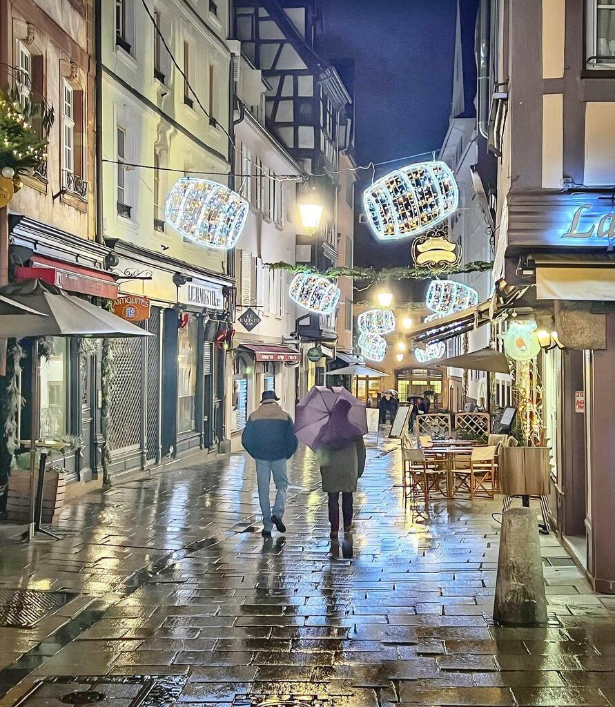 outlandos's tweet photo. #ChristmasMarket @ #Strasbourg • #new #igersfrance #igersstrasbourg #strasgram #strasbourgcity #instastrasbourg https://t.co/hQrVfLtSXI https://t.co/bkZPyyShbO