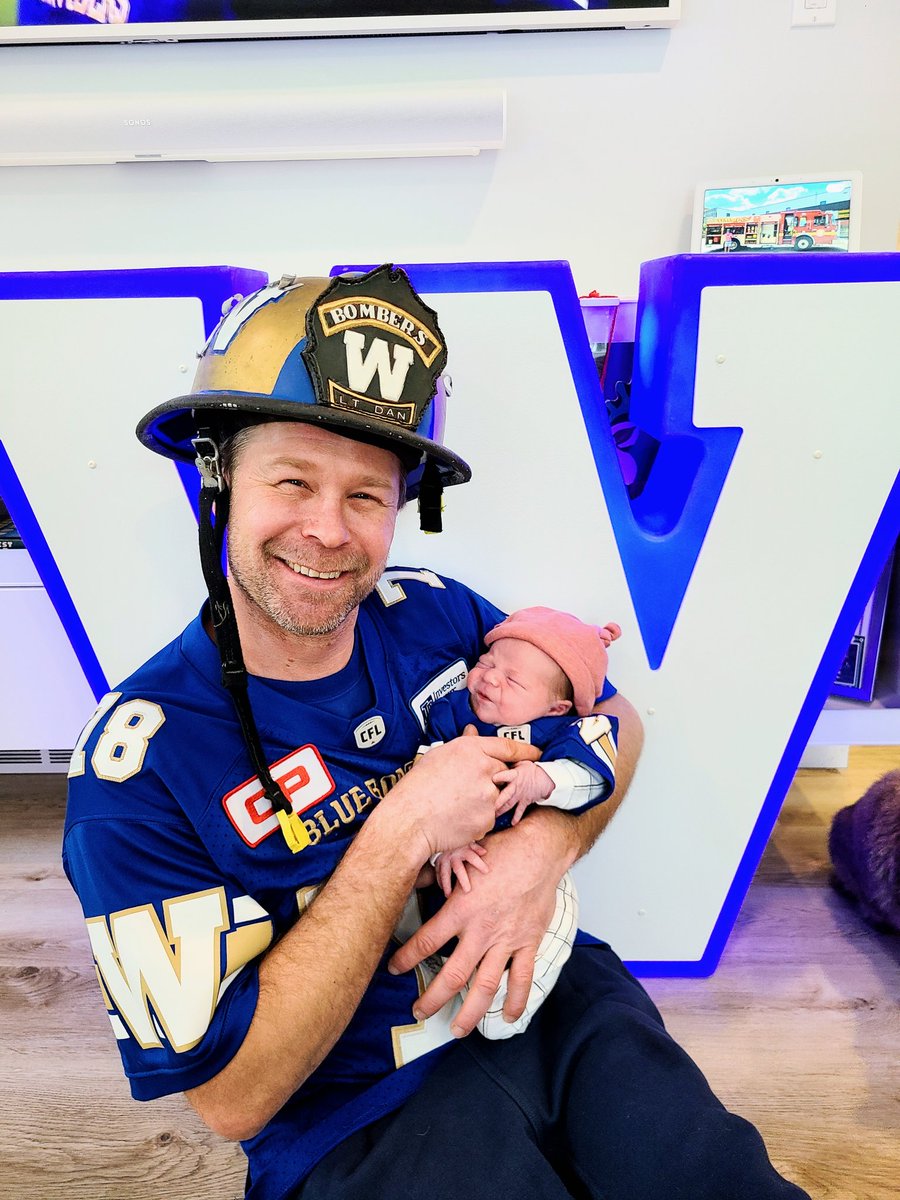 fraserdelaney's tweet photo. Well we aren't at the game today as @Danno212 and I welcomed our baby girl into the world on Nov 27. #HerFirstGame #WinnipegBlueBombers #GoBlue https://t.co/7WH1UZE0bX