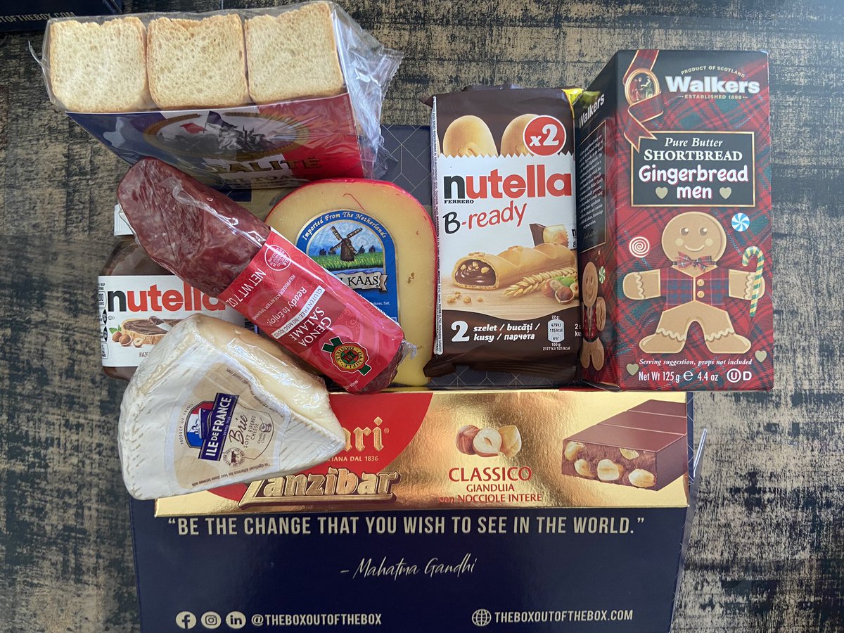 TBoxOutOfTheBox's tweet image. Christmas Gift Basket in a Box theboxoutofthebox.com order online #gift #Christmas #giftbaskets