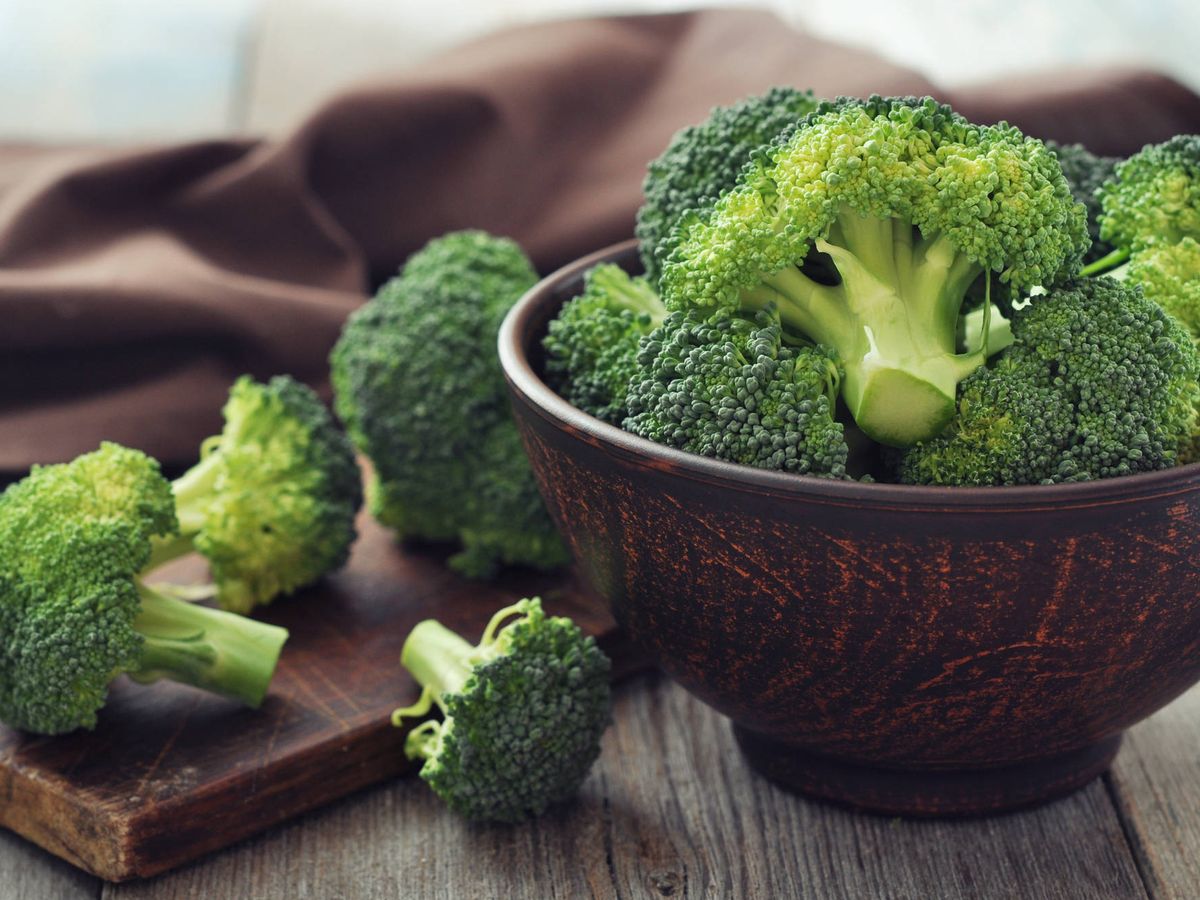 conlupanet's tweet photo. El brócoli es una hortaliza que se destaca por ser una de las principales variantes de la col y otras tales como el repollo, la coliflor y la col de Bruselas.  ##Brócoli#Consumo#Beneficios#Propiedades

https://t.co/P7Ly5fABHD https://t.co/mt2ktZGRWK
