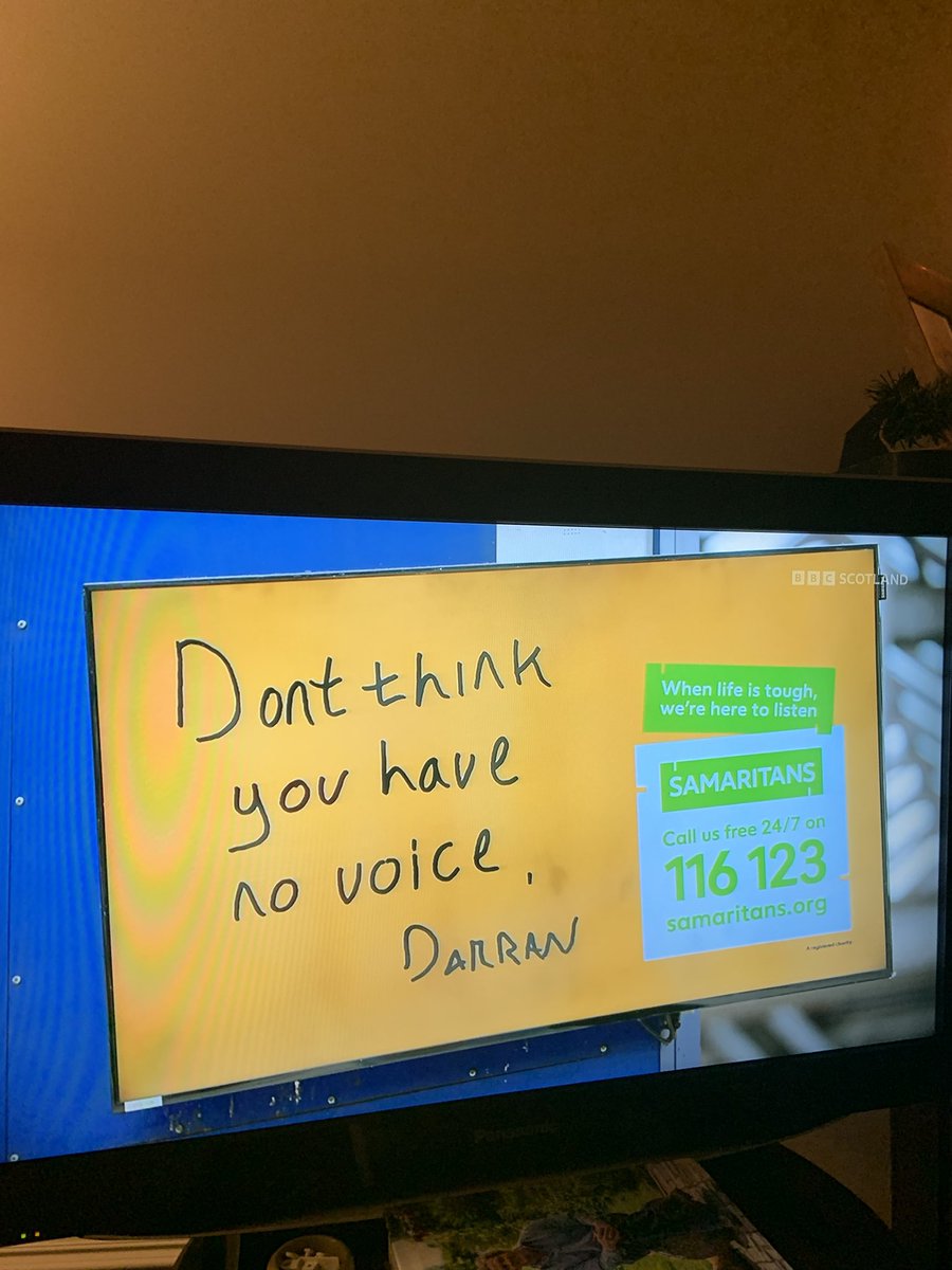 haydnpasi1's tweet photo. Our @glasgowsams are featured tonight on #InsideCentralStation πππ½ great to see John raising awareness of our #SmallTalkSaveLives campaign, delivered in partnership with the rail industry @NetworkRailSCOT @ScotRail @Sams_Scotland @NetworkRailGLC @BTP https://t.co/bkMH21IuZW