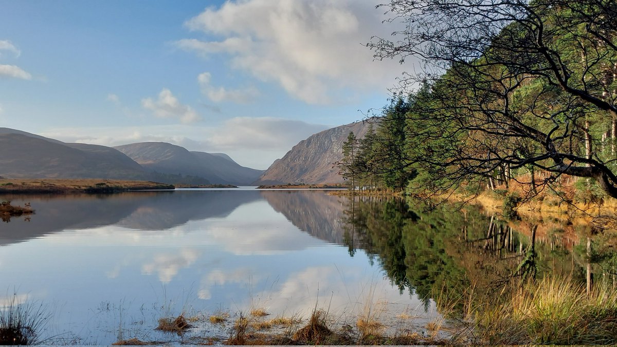 DonegalMaps's tweet photo. I know I'm completely biased but Glenveagh has to be the jewel in the National Parks' Crown! Picture perfect today. #LoveDonegal https://t.co/315jxCkPp8