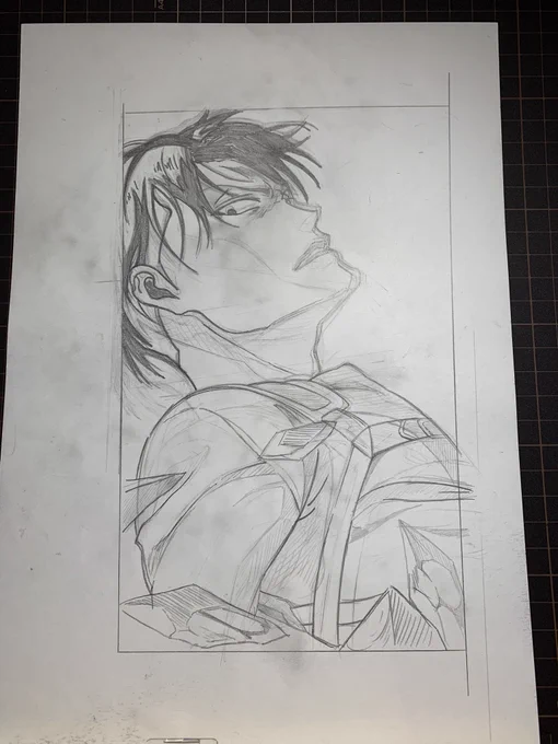 進撃の巨人のリヴァイ兵長の模写の下書き完成しましたです ほかに描く絵があって塗りまでは今年中に行けそうもないので下書きですけど投稿失礼しますですm(_ _)m
#冬の創作クラスタフォロー祭り 
#絵描きさんと繫がりたい 