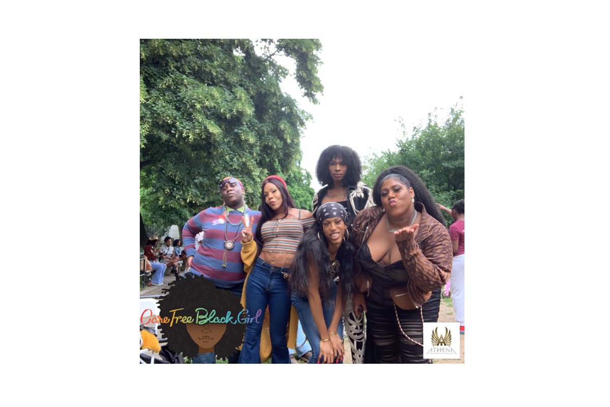 CFBGPod's tweet photo. It’s #CarefreeBlackGirlSunday yall! ✨ Are you self caring? Have you been feeling good? Did you eat today? Tag us in your most #CFBG moment and tell us how your week went!
💞💞💞💞💞💞💞💞
Link in bio if you’re #SupaDupaFly! Kick off your #selfcaresunday with our latest podcast! https://t.co/k2UBCJB09k