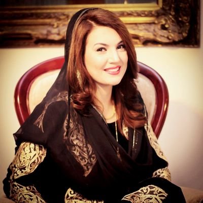 GladChill's tweet photo. پورا پاکستان 👇 اس 👇 عورت سے صرف ایک سوال پوچھنا چاہتا ہے

"تم نے کیسے اپنی جان چھڑوائی" 🙄🤔 https://t.co/vjG1f0xMH7