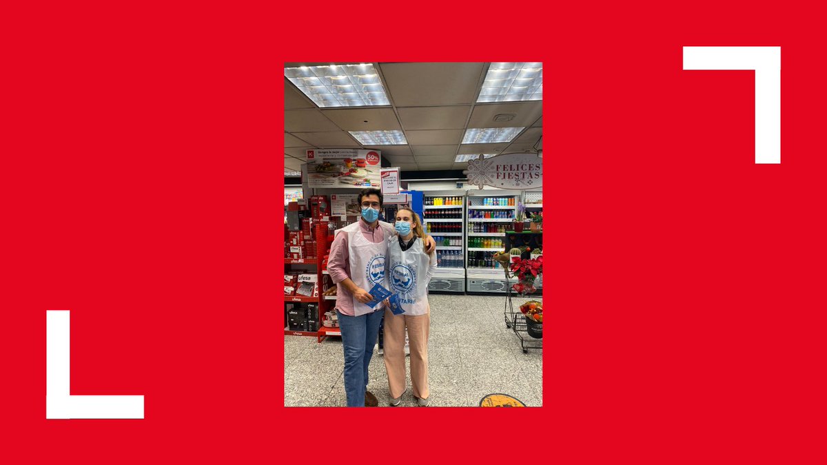 LineaZ___'s tweet photo. Animan al resto de jóvenes que saquen un tiempo para ayudar a los más necesitados, aseguran que aparte de aportar algo en la campaña, se fueron a casa con el corazón un poquito más contento. https://t.co/3QaWufHXMw