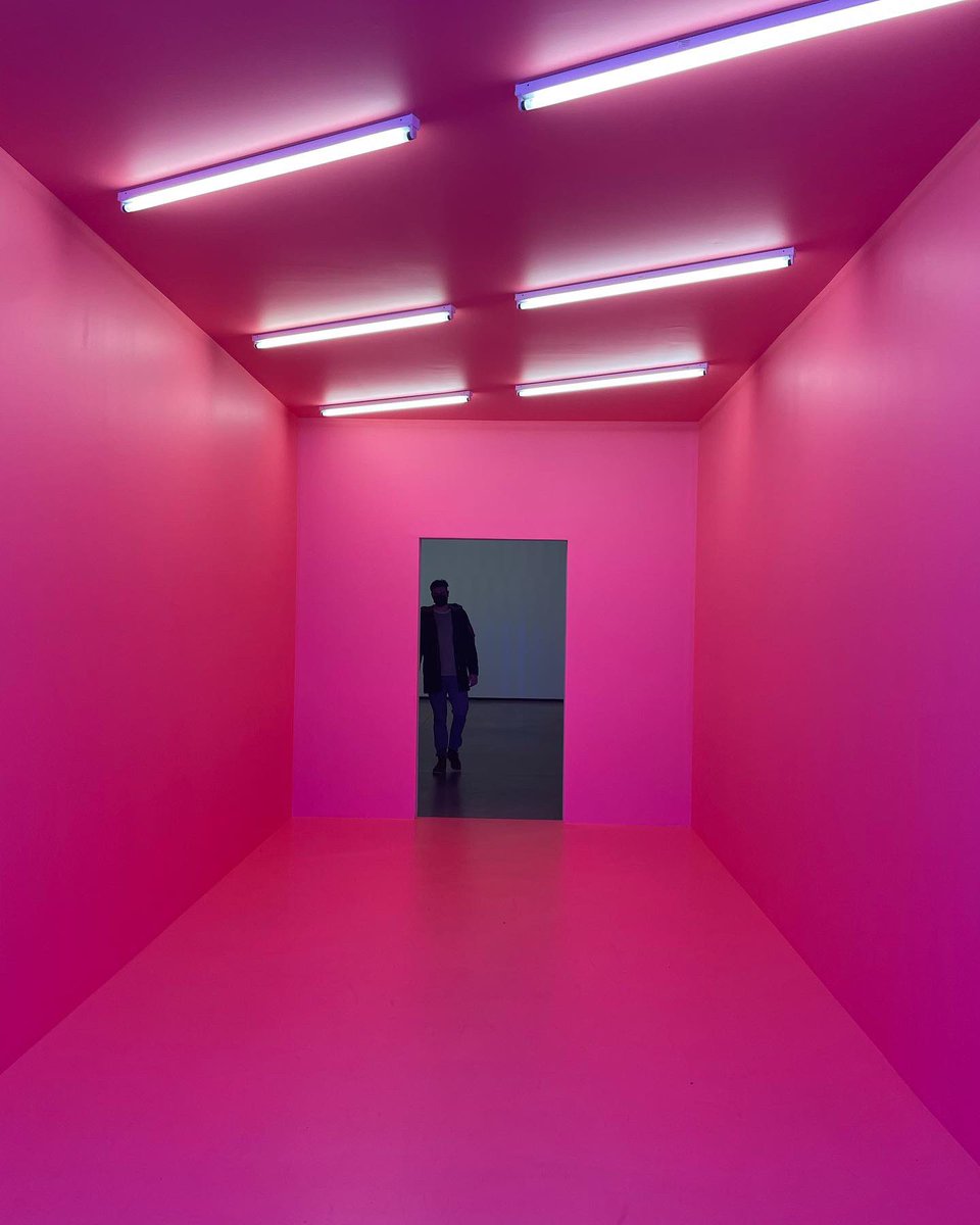 lexjgrootelaar's tweet photo. #kapwanikiwanga “pink-blue”.
Part of the group show ROYGBIV @yourAGA https://t.co/9eJ8cH0GAN
