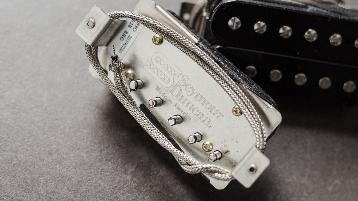 PedalPlatform's tweet photo. OK @twonotesaudio, my favourite pickups? That'll be these awesome Seymour Duncan 59's, of course. 😍
#ShowMeYourPickups
#TwoNotesToneVault https://t.co/s7WHZdQKWx