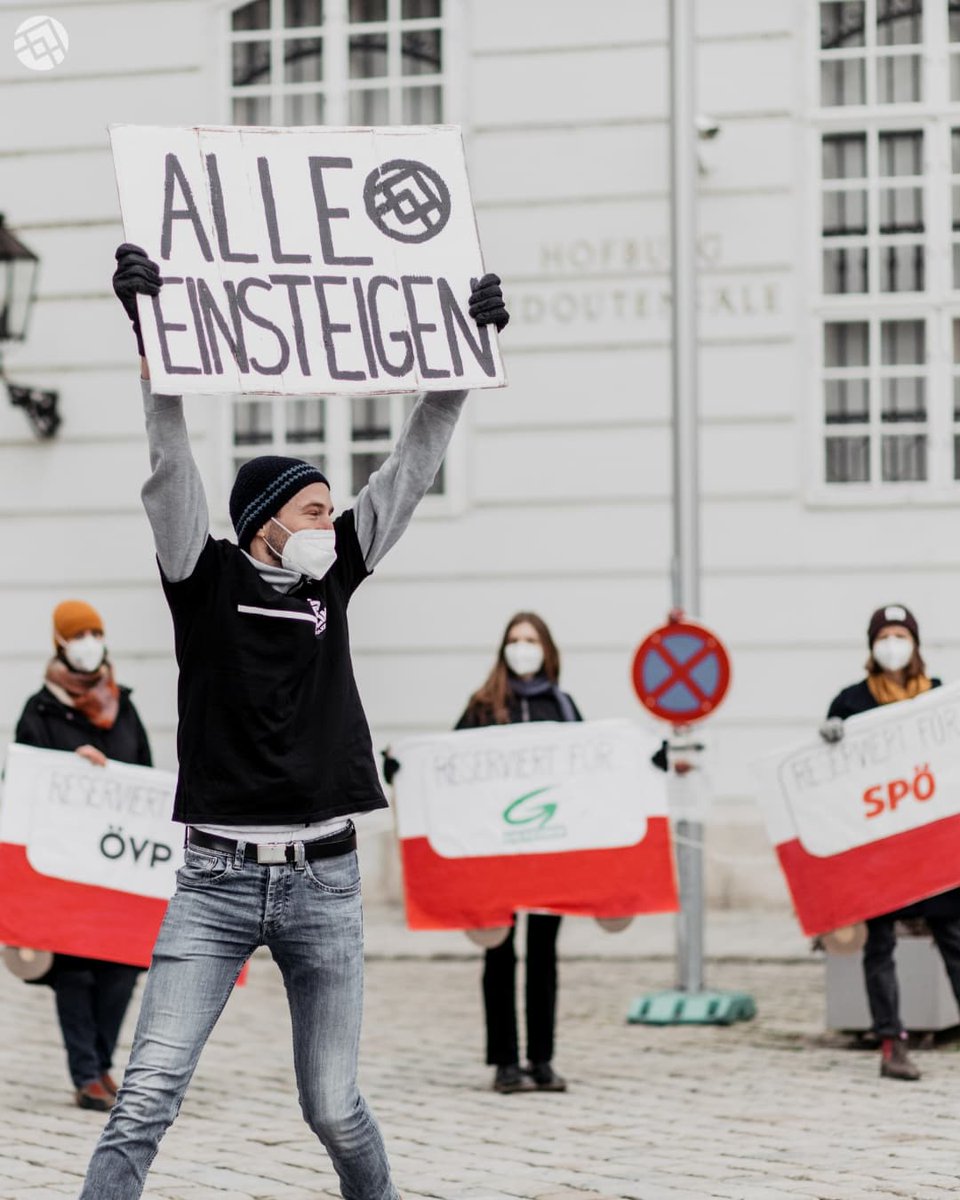 Heute feiern wir den Internationalen Tag des Ehrenamts - der perfekte Zeitpunkt, um DANKE zu sagen! 💚🙌

Über 1.000 Freiwillige haben sich in den letzten 2,5 Jahren bei uns engagiert - IHR habt das #Klimavolksbegehren so erfolgreich gemacht.

ABER: Wir sind noch nicht fertig!