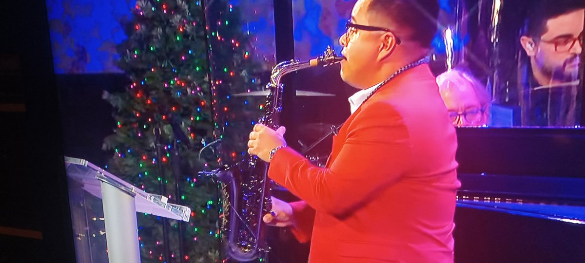 PraiseAudio's tweet photo. December starts Christmas!  Welcoming special guests @urielvega, &amp; Leah Ashton. https://t.co/kwr3uEEeWP