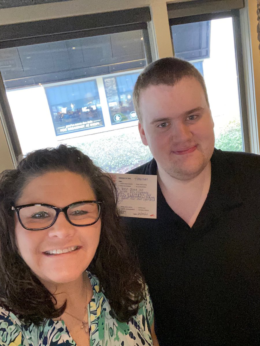 bosslady1778's tweet photo. Hey y’all 👋 this is my chilihead buddy Harrison 😄😄He’s been working so hard at Johns Creek 🌶 keeping our bathrooms & dining room clean & smelling nice 🧼 🧹 ✨ He’s deserves a big 🙌🙌 with so much #chilislove 🌶❤️ #Back2Great @Obione52 https://t.co/aAWlCAjJVb