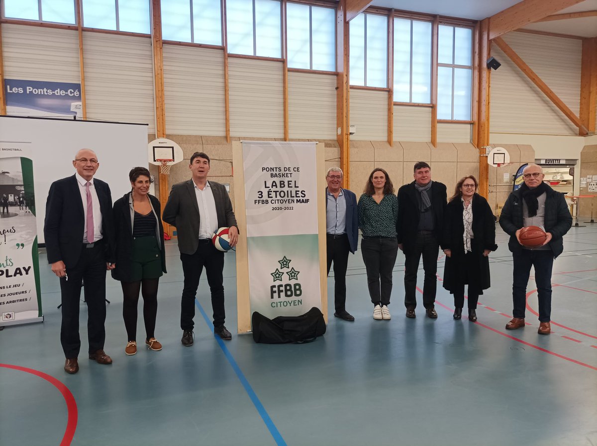 Très belle remise du label Citoyen <a href="/ffbasketball/">Fédération Française de BasketBall</a> ⭐⭐⭐au club AS <a href="/villepontsdece/">Ville Ponts-de-Cé</a> 
Récompense et symbole d'un engagement dans une démarche sociétale, eco-responsable, civique et citoyenne  👏🏀