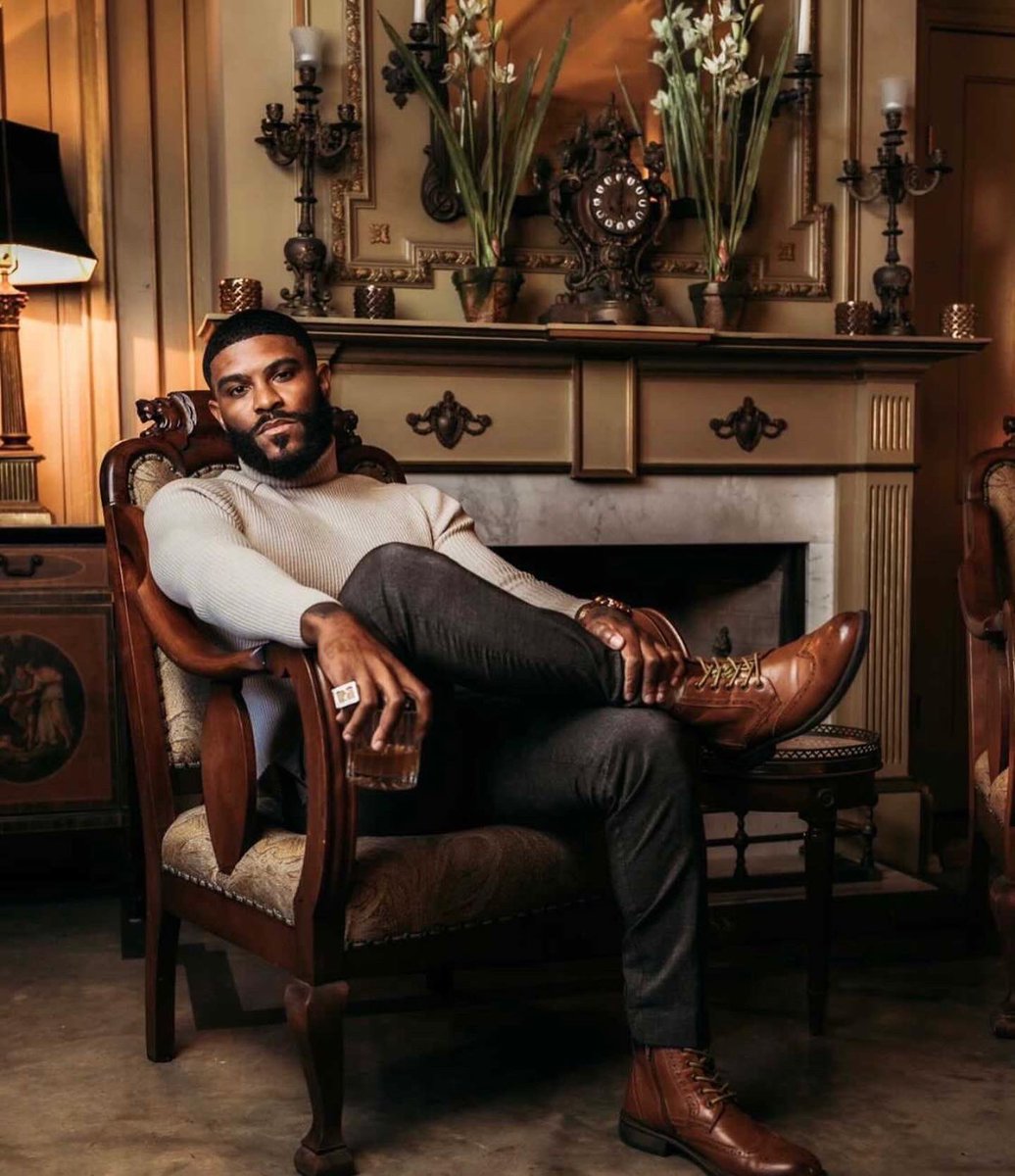 ChaseNFK's tweet image. • A Gentleman At It’s Finest. 🧥 #Modelmode 

📸: @wrightthroughthelens 🔥