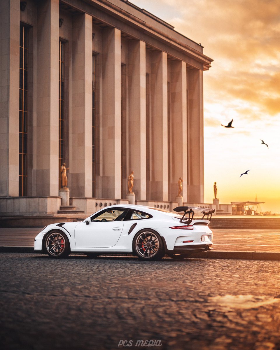 pcs_media's tweet photo. GT3 RS 🤍 https://t.co/uYSqWbxA9Z