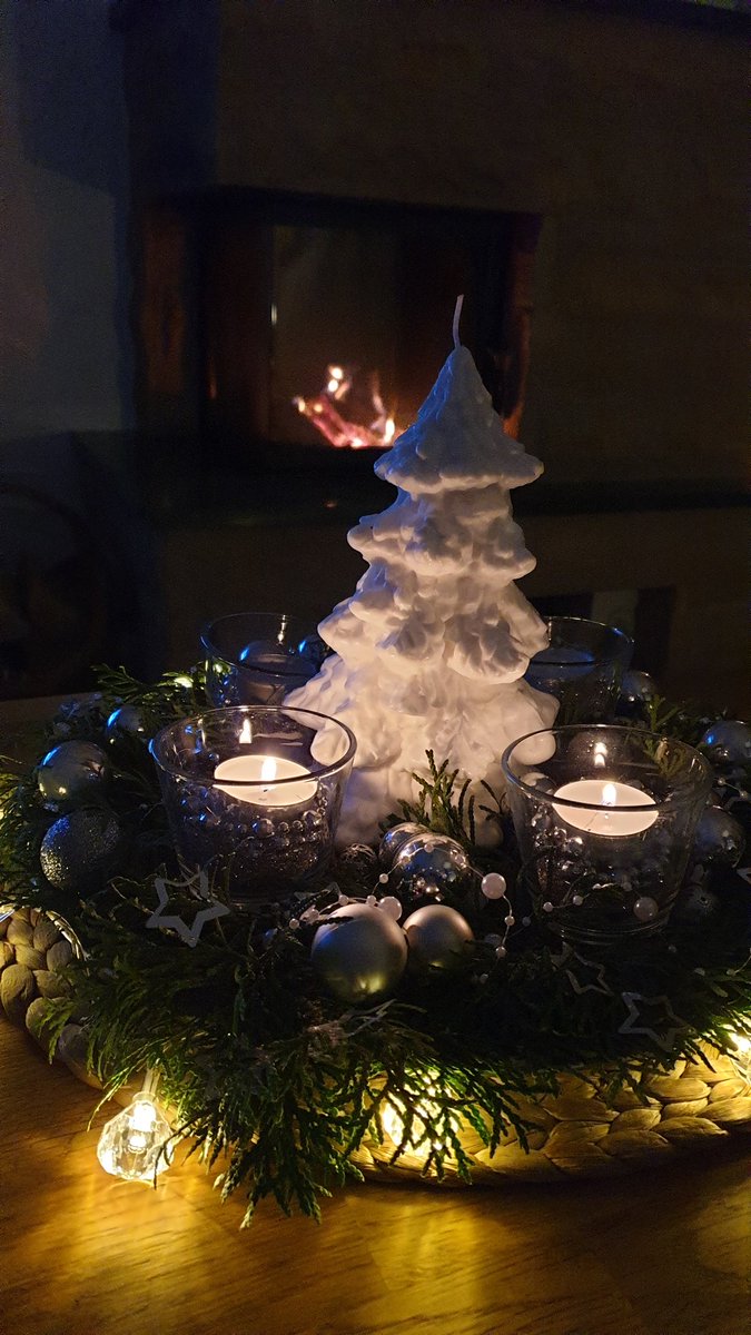 Den 2. Advent verbringen wir in Gedanken an unsere geliebten Kinder und unermüdlich im Streben, ihnen beide Eltern zu erhalten.
Helft mit, es ist ganz einfach! Retweetet, liked, zeichnet die Petition mit und spendet, um die Kampagne noch größer zu machen.
genug-traenen.de/spenden?fbclid…