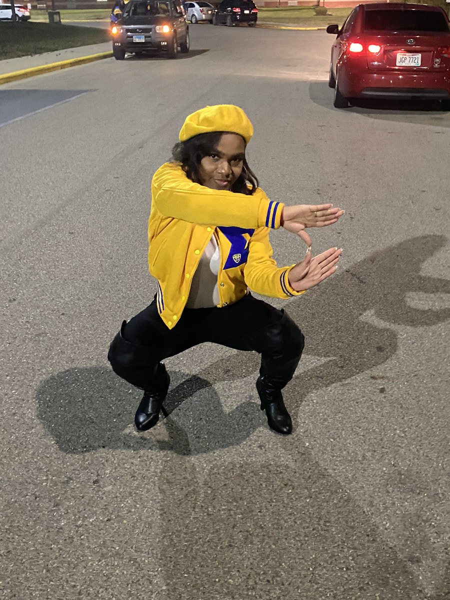 iammariahhh01's tweet image. Only Σigmaland can handle these VivaciouΣ VocalΣ💙💛💙💛 #Live5 #TheLegacyContinued