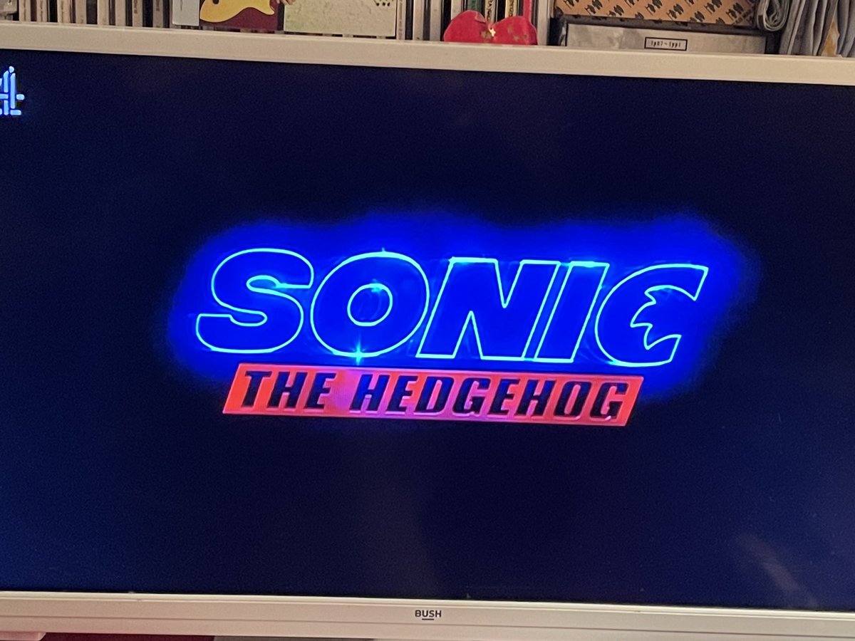 Currently watching Sonic the Hedgehog (2020) on Channel 4. Yeah that’s right on Channel 4. I grew up with the video games from the Sega Genesis to the PS4. So far enjoyable!
#SonicTheHedgehog #channel4 @nostalgia_movie @CharlesDinneen @vickivegaaa https://t.co/d8glyqILxx