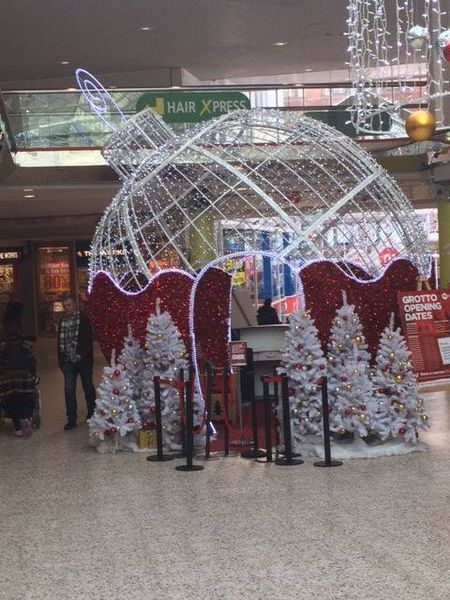 aptshadow's tweet photo. From a Leeds display a while back: bauble or ion cannon? https://t.co/1djbVxGlft