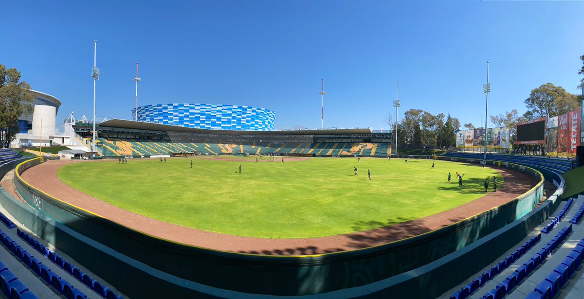 Pericos_Oficial's tweet photo. ¡Serie del príncipe 👑!
➡️ 1:15 pm ⏰ ceremonia de inauguración
➡️ 2:00 pm ⏰ play ball ⚾️
#VolaremosAlto #FinalLIM https://t.co/RmSybqpnJs