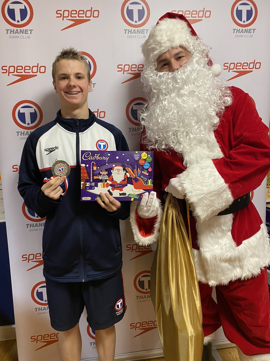 thanetsc's tweet photo. We would like to thank all the officials, gala volunteers, leisure center staff, coaches, swimmers, parents and Father Christmas for making our @SpeedoUK Festive meet so fantastic @YourLeisureKent https://t.co/SxFyIPoNwt