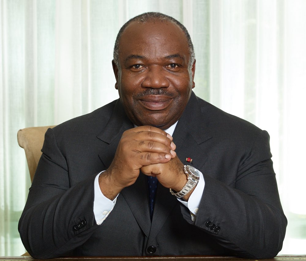 OJocksy's tweet photo. "Bongo sait qu'il a perdu, mais comment il va faire pour annoncer qu'il a gagné?".
Jean-Jacques (X), membre de la mission des observateurs européens, #Gabon, septembre, 2016.
#BongoLeaks
#Bongo
#Gabon
#Elections https://t.co/f0zdLmfrzR