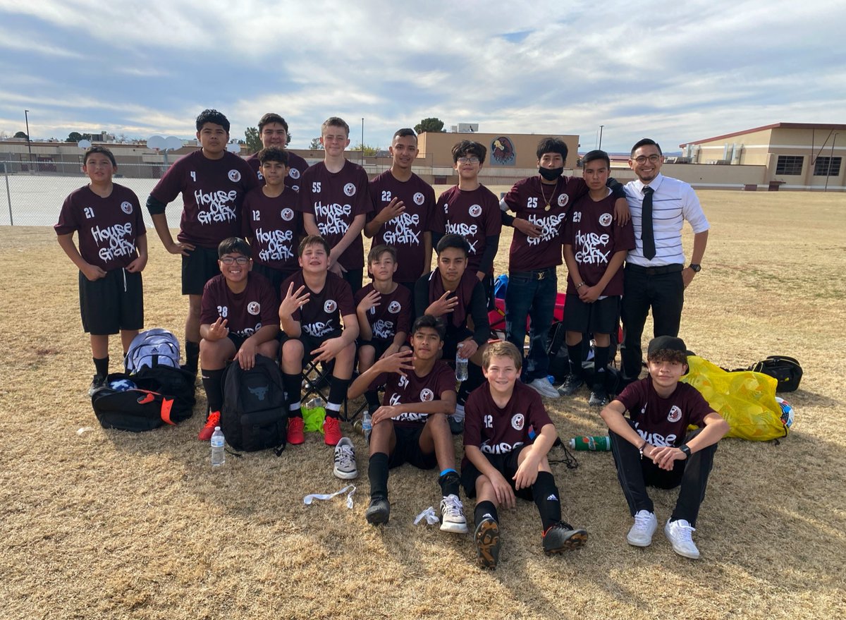 SierraMSFalcons's tweet photo. Shout out to the 8th grade boys soccer team on their win over Picacho yesterday! 5-2

They move on to 3-1 and their next game will be Tuesday at PVD at 7:30 against Mesa Rattlers.

#FalconPride #SierraMiddleSchool https://t.co/101NIh1w9s
