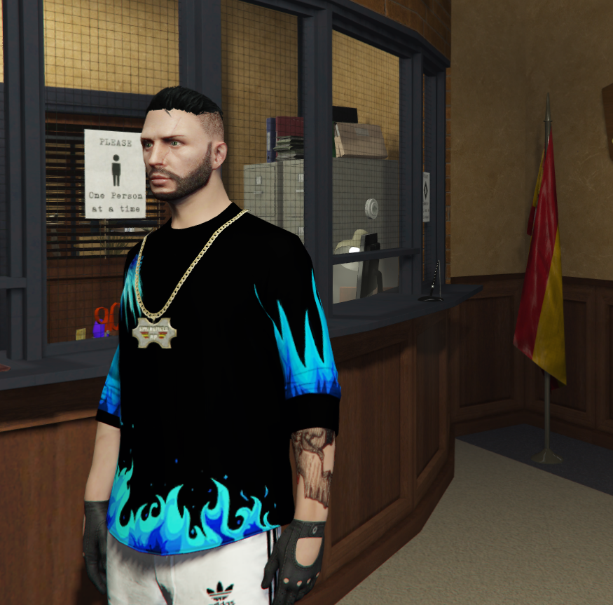 hidmom's tweet photo. El comisario rivera facherito @SpringfieldRp__  #GTAV https://t.co/5V1QPEntgn