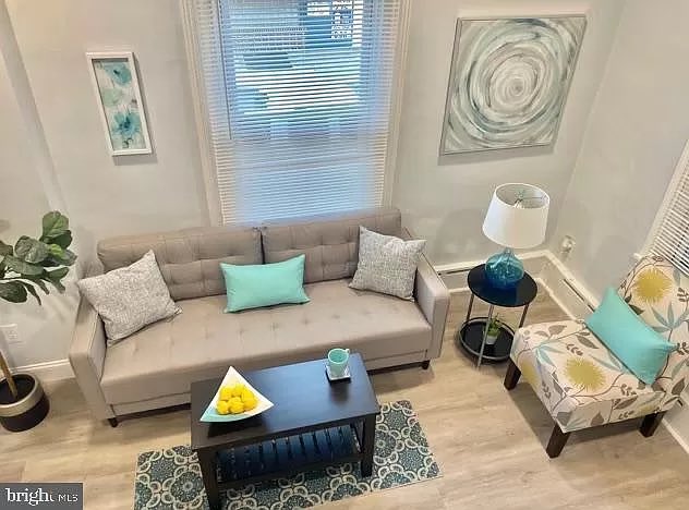 Dipietroshelly's tweet photo. #sold #InvestInYou #realtors @BHHSRealEstate https://t.co/JUlyUxXlaE