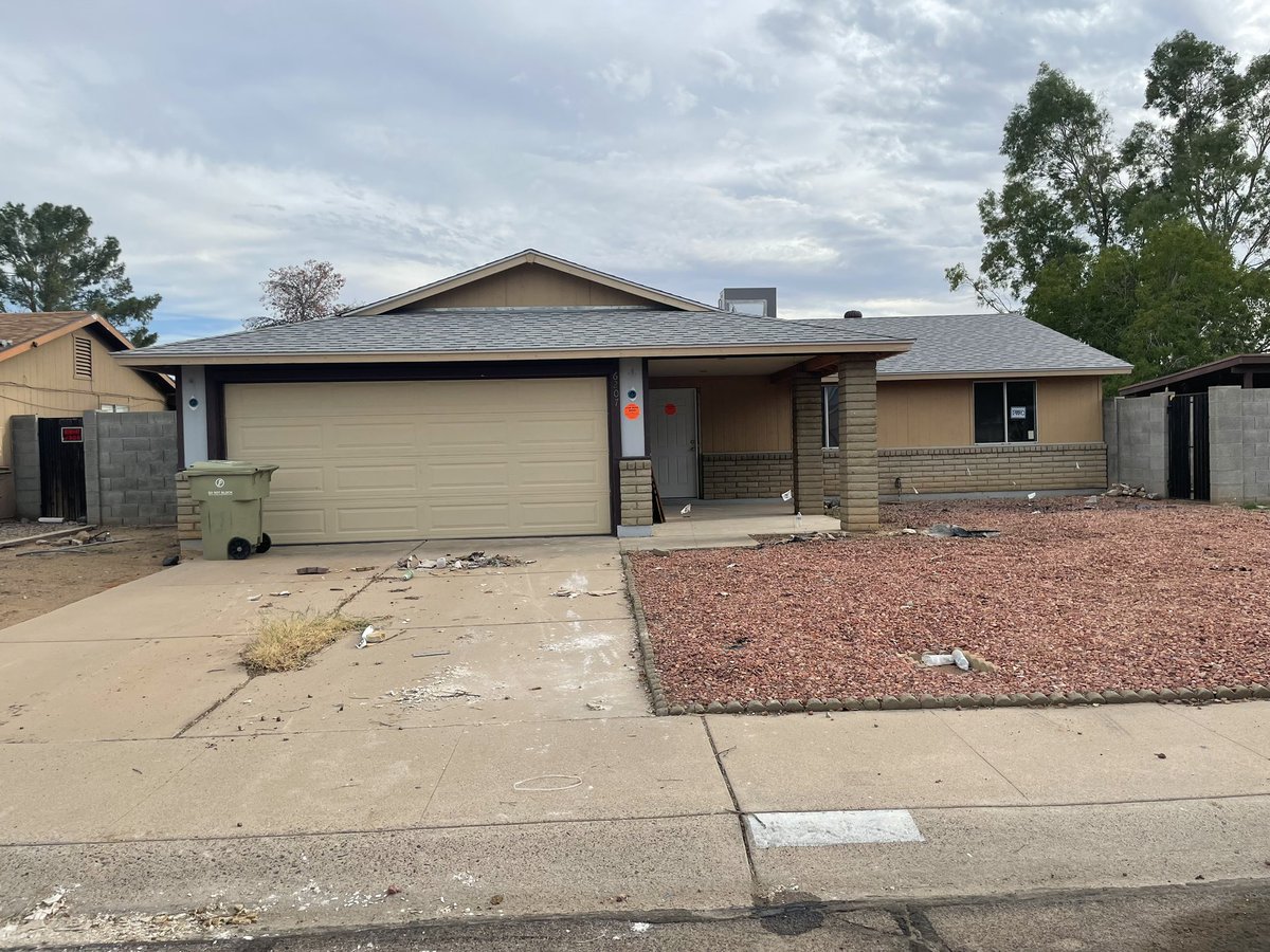 Raging Babe tweet media