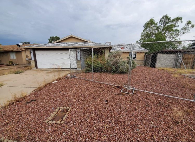 Raging Babe tweet media