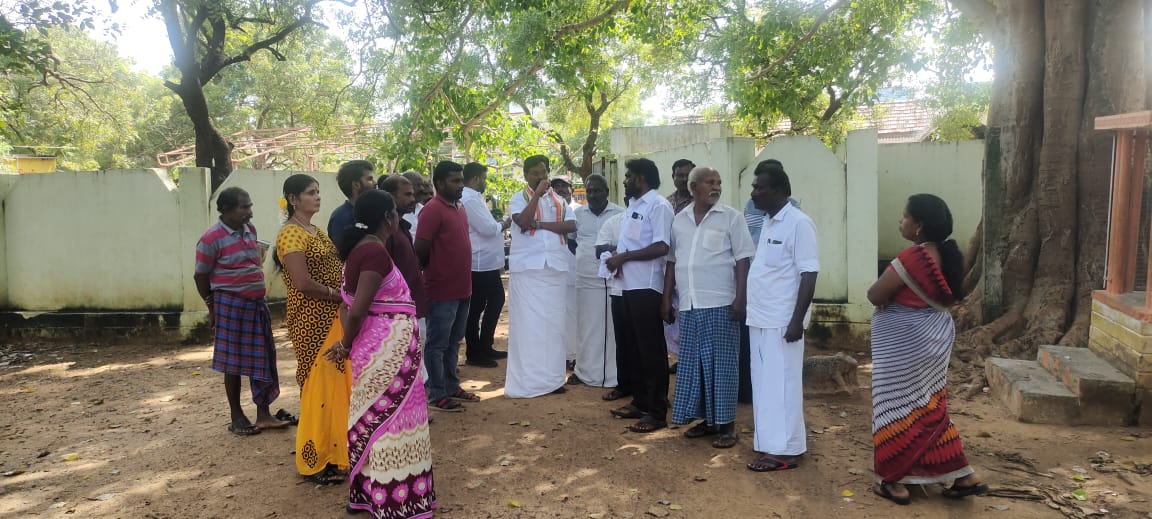 tutydhina's tweet photo. #Ruby_ManoharanMLA
#Nanguneri_Assembly
#கை_கொடுக்கும்_கை 🤝
#காங்கிரஸ்_கை 🖐️
@ruby_manoharan
@sirivellaprasad
@dineshgrao
@INCTamilNadu https://t.co/f2Unm96las