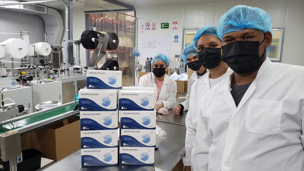 global_mat's tweet photo. Mascarillas 3ply #negras #3ply https://t.co/OZpB6ucyr6