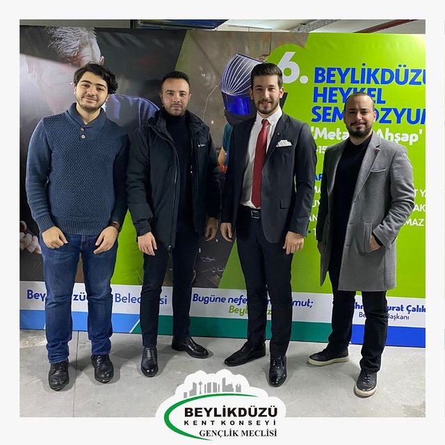 Beylikdüzü Belediye Başkanımız Sn. <a href="/mmuratcalik/">Mehmet Murat Çalık</a> ’ın açılışını yaptığı, Sanat Bugüne Nefes Yarına Umuttur” Temalı 6. Beylikdüzü Heykel Sempozyumu’na katıldık.

#beylikdüzündesanatvar #beylikdüzü #beylikdüzükentkonseyi #gençlikmeclisi #beylikdüzübelediyesi