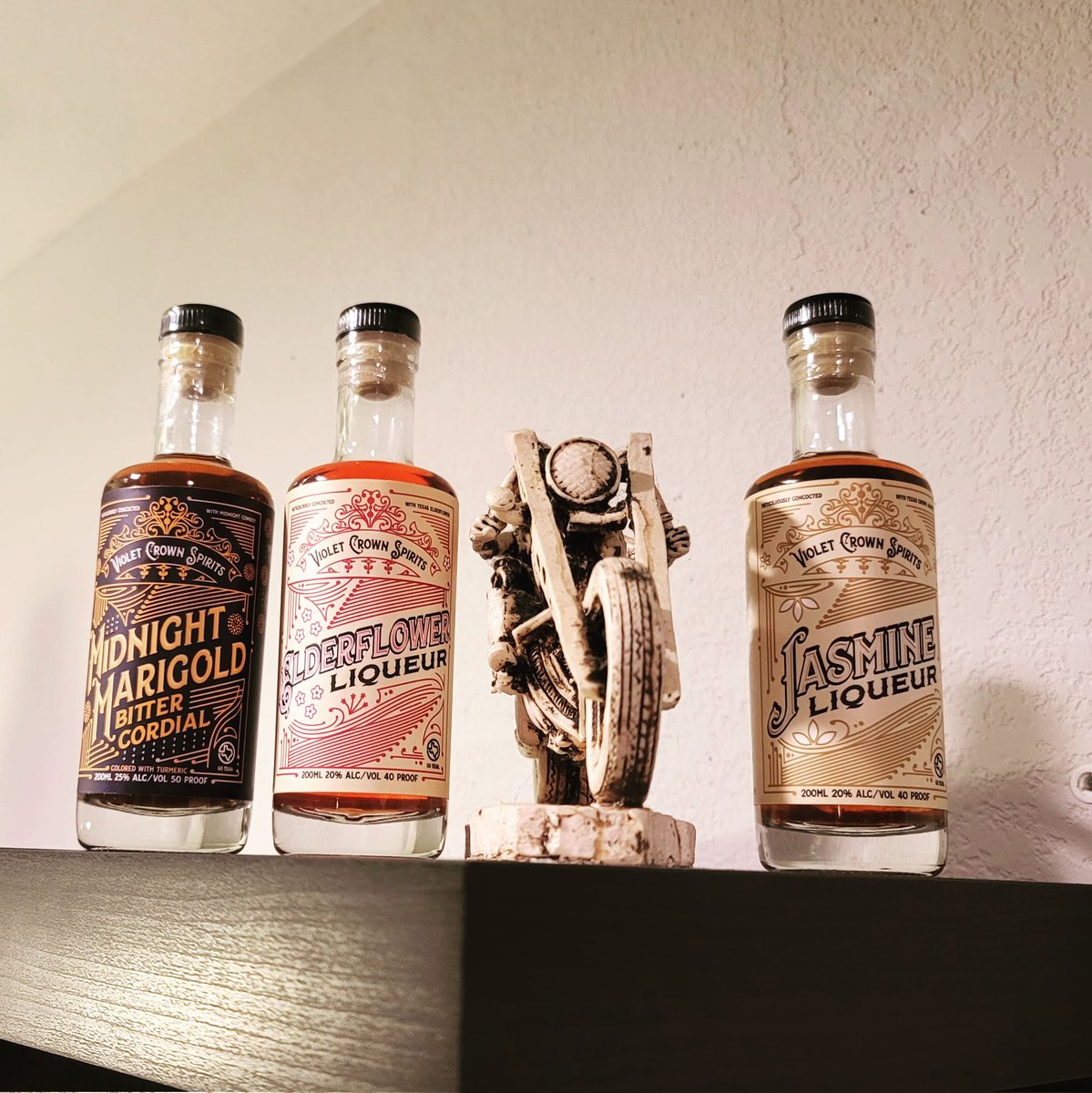TheLiquidDon's tweet photo. I love me some good #bitters
They take a decent drink to the next level. https://t.co/fN3Pz4ECyr