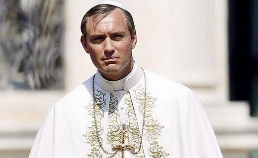 DailyPrimus's tweet photo. Breaking News: Comovido com todas os últimos acontecimentos da ilha, o padre Sebastian Heiderich promoverá uma missa hoje em nome de todos aqueles que morreram tragicamente pelas mãos do Ghostface.+ https://t.co/ZQ8RRVpkIu
