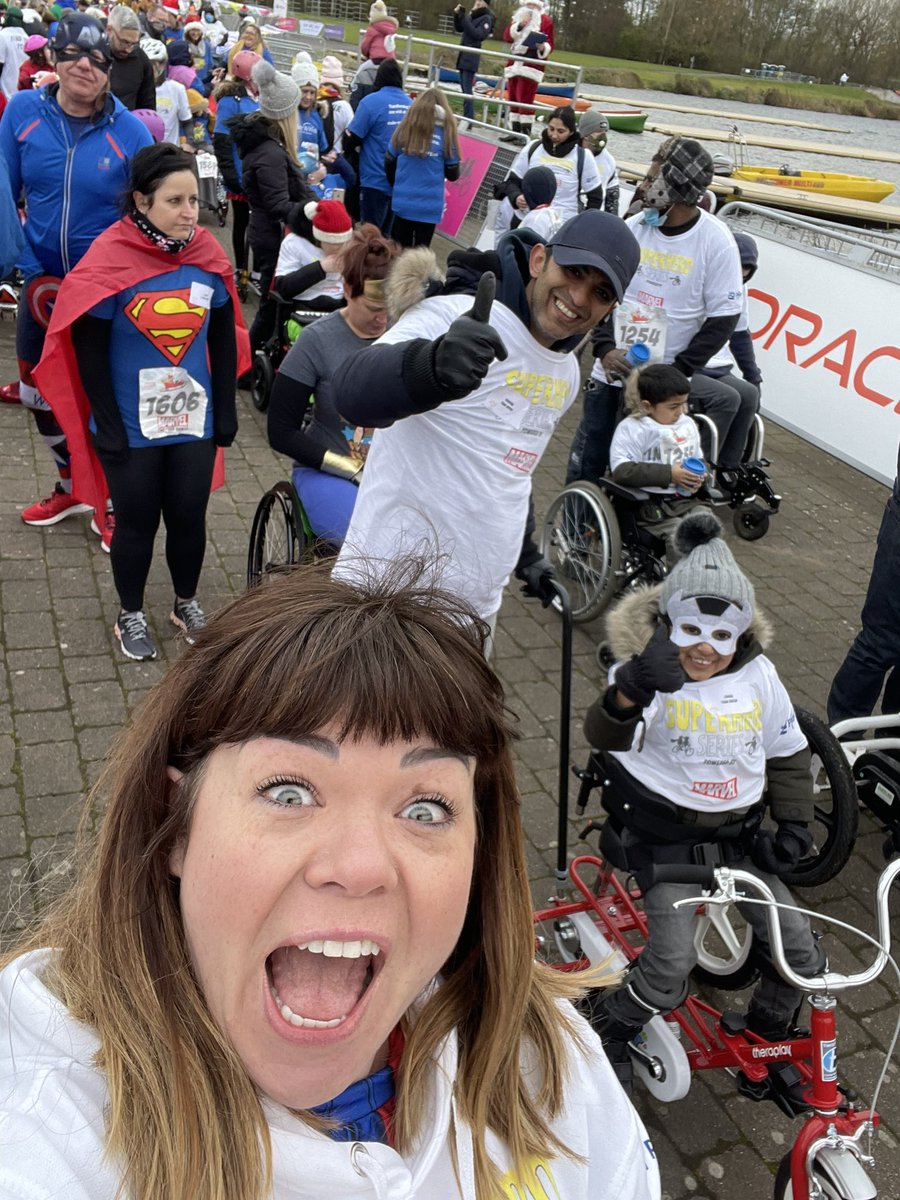 What a gorgeous way to spend a Sunday ❤️ I got to be a Team Captain & run the 5K #WinterWonderwheels with the awesome kids of @CliftonPrim (along with their sidekicks!). This little superhero didn’t stop smiling the whole way round 💕 @SuperheroTri