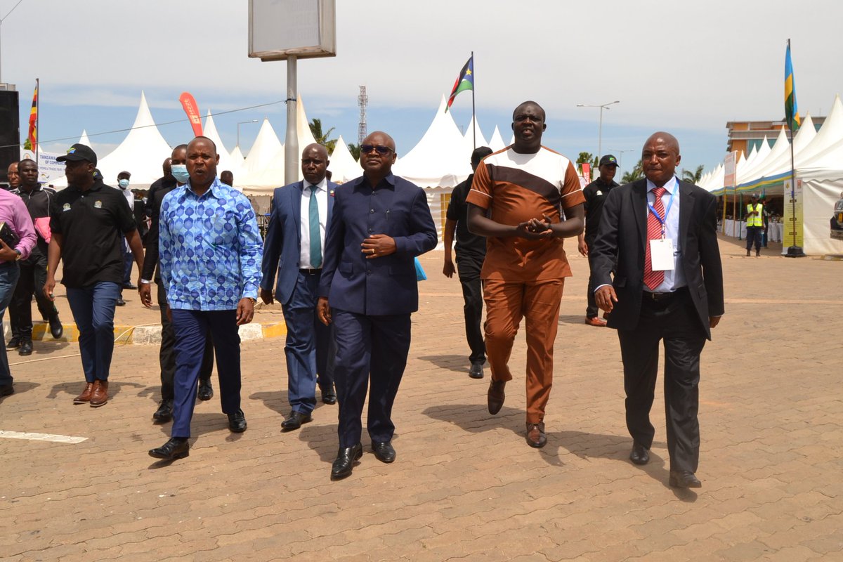 #BusinessScoutsfordevelopment,@giz_gmbg,<a href="/GermanyinKenya/">German Embassy Nairobi</a>,<a href="/bodo_immink/">Bodo Immink</a>,<a href="/Der_BDI/">BDI</a>,@WachterBDI,<a href="/U_Mahadi/">U. Mahadi</a>,@MosesMunuve,<a href="/EddaOtieno/">edda apiyo otieno</a> <a href="/martin_kraft/">Martin Kraft // @martinkraft.net</a> EAC SG leaving the Rwanda Pavillion after visiting SME booths supported by GIZ BSfD <a href="/mwanza/">harry singh FBPE 🇪🇺🌍</a> Jua Kali Exhibition today