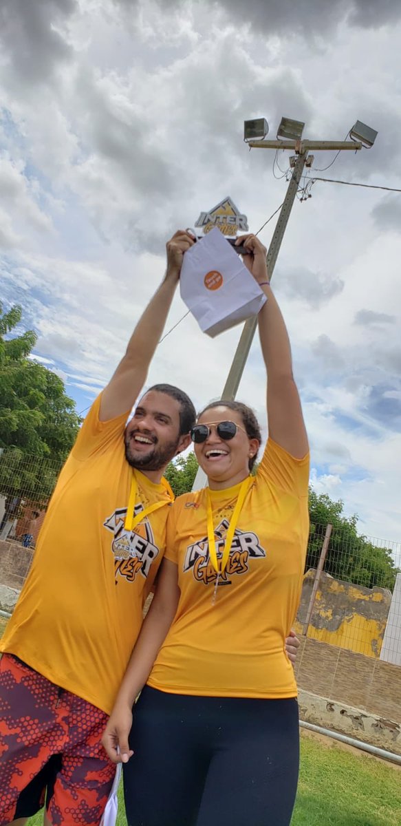 JoaoBezerrajrcn's tweet photo. 3ยบ com gostinho de 1ยบ pq superamos muuuuitos desafios! Feliz em estar ao seu lado nessa conquista, @_doloresbeatriz #Intergames #crossfit #KarcaraCross #CurraisNovos https://t.co/eXca5I0D3V
