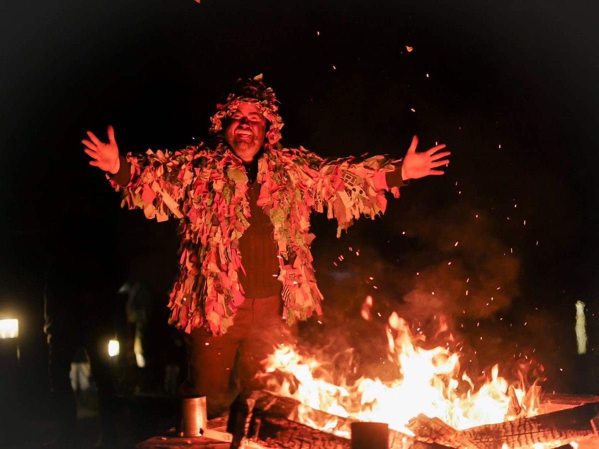 WASSAILING 2022

Want to know where the Wassails are taking place in Herefordshire after Christmas? Take a look here

eatsleepliveherefordshire.co.uk/wassail-into-2…

#herefordhour #wassailing #cider #orchards #Herefordshire 

<a href="/CrownWoolhope/">The Crown Inn</a> @WestonsCiderMil