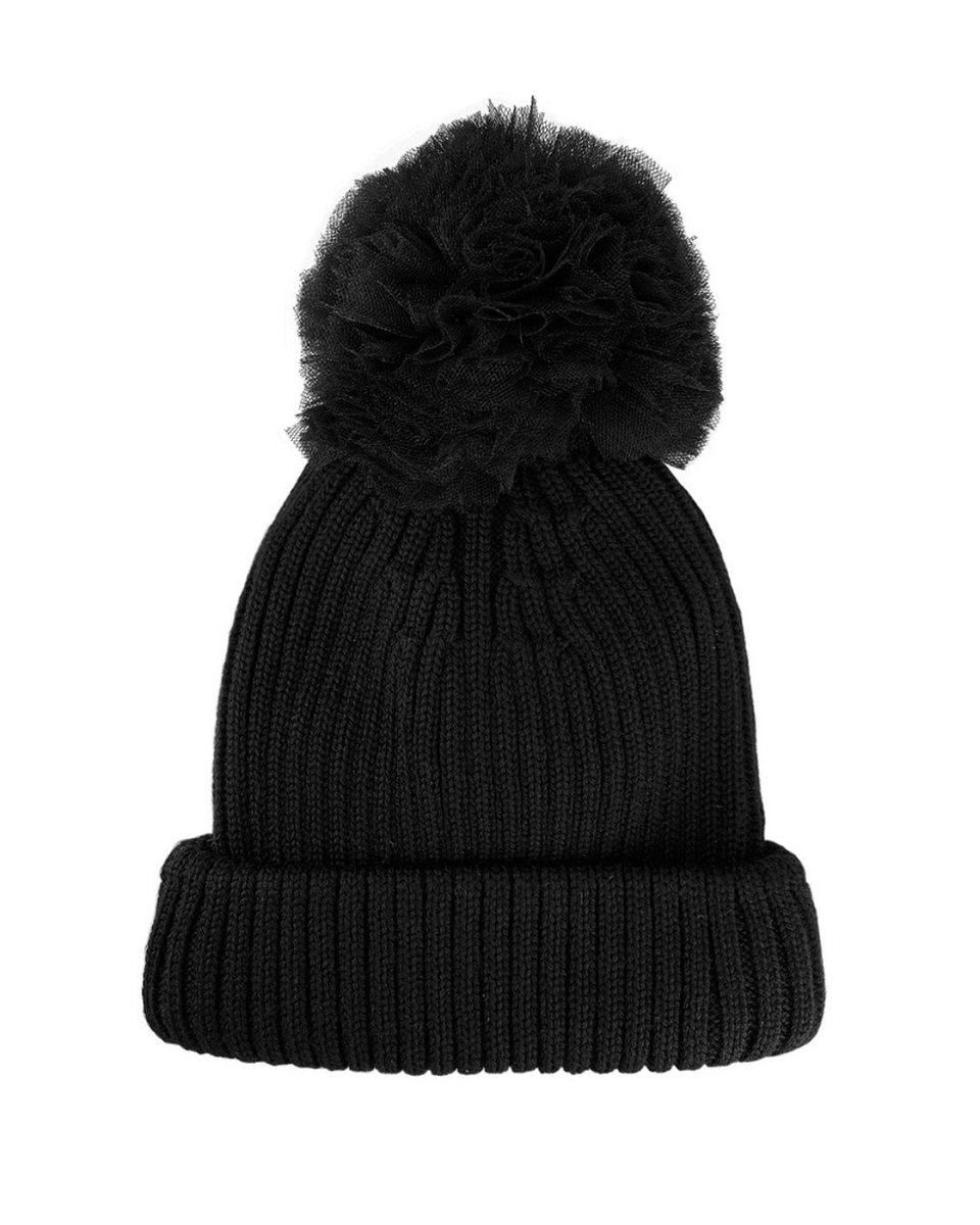 Say Hello to our luxury "POM HAT" 😍

100% Ribbed ITALIAN MERINO WOOL hat. With a double folded brim it's super warm and the tulle pom pom ensures you look stylish. It's the perfect winter warmer.

#hats #wool #madeinbritan #haloandcp #pompom #tulle #wooliehat