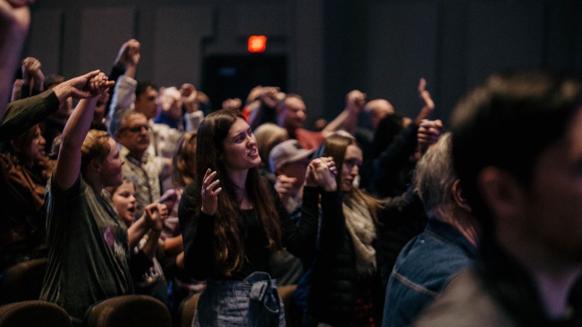 victorytulsa's tweet photo. If you know Jesus, your life is God’s invitation to others for the party He wants to throw for them.
@PaulDaugherty
#BuildThisHouse
#HouseParty https://t.co/QLXfHP3BcV