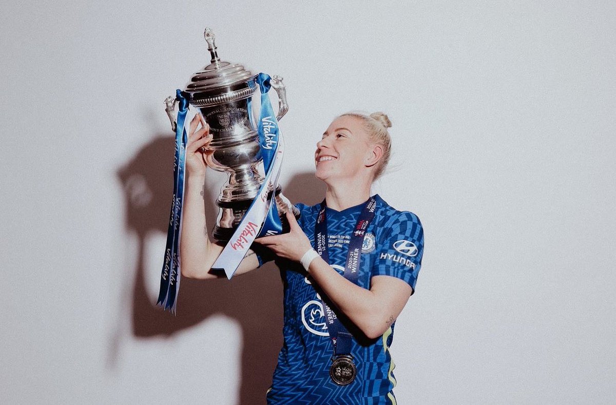 Bethany_Eng15's tweet photo. QUADRUPLE BABY 🏆💙 https://t.co/HHXBopU8v4