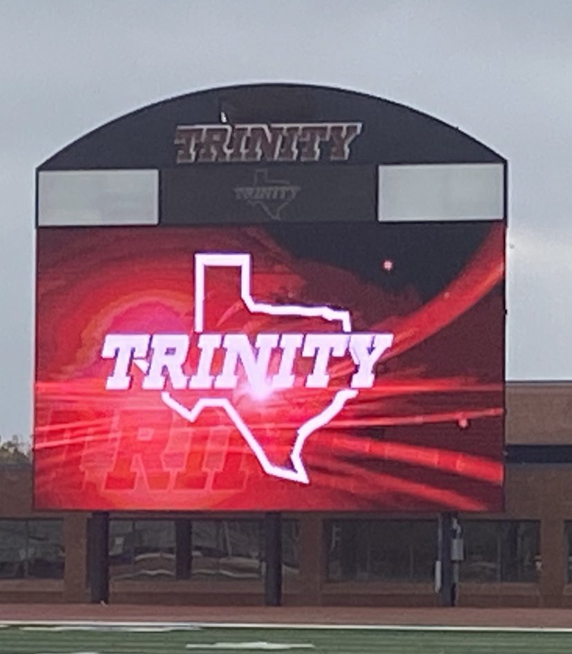 JackLugo7_2022's tweet photo. I am proud to announce that Coach Jerheme Urban has extended an offer for me to play football as a fullback/rb for Trinity University @TrinityUTigers.  I don't know what the future holds, but I will always have utmost respect for the the coaches here.  @CoachGezella, @CoachLytal https://t.co/puKthkf3n5