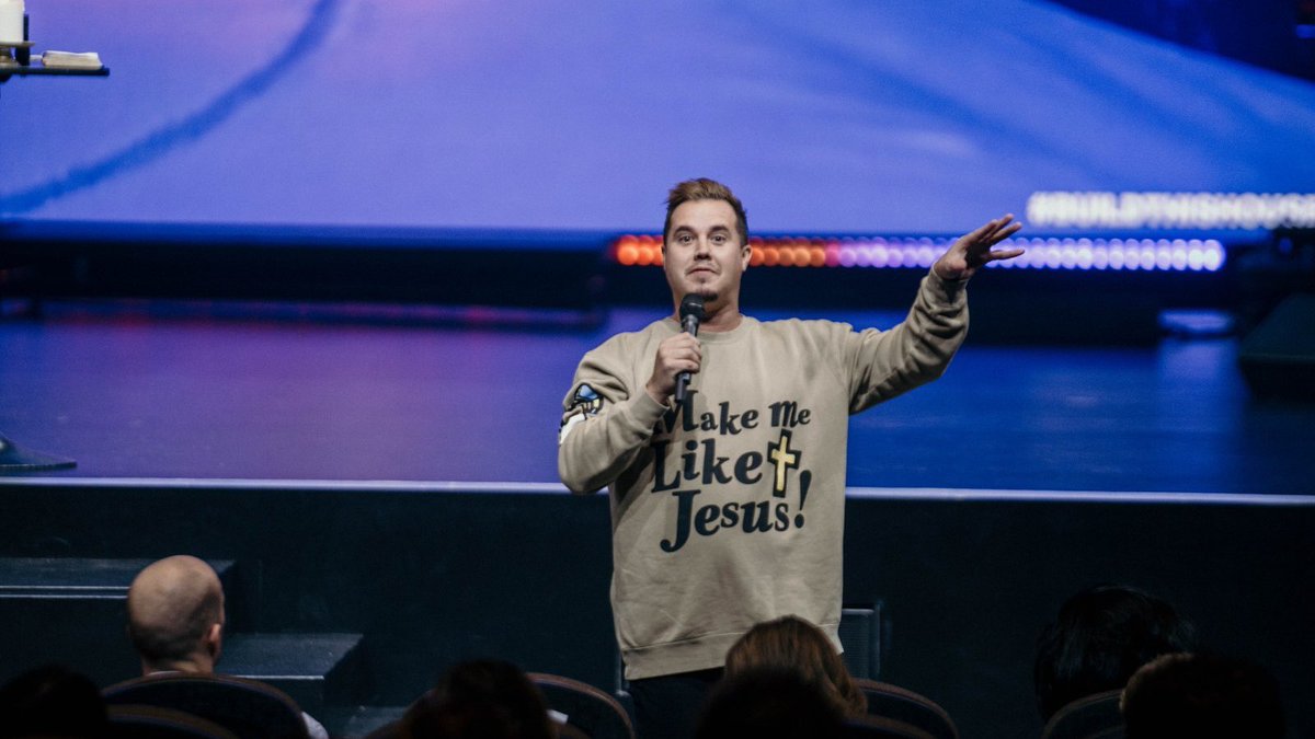 victorytulsa's tweet photo. We are saved
to save others.
Jesus rescued us,
so that we could rescue others.
@PaulDaugherty
#BuildThisHouse
#HouseParty https://t.co/41IQ2mXAuK