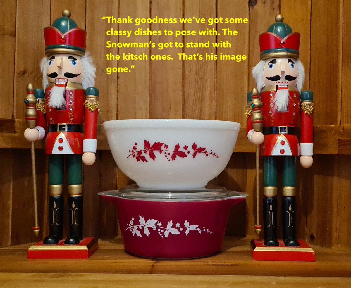 PartyPyrex's tweet photo. #VintagePyrex #PyrexFun https://t.co/qOPVKtyZj7