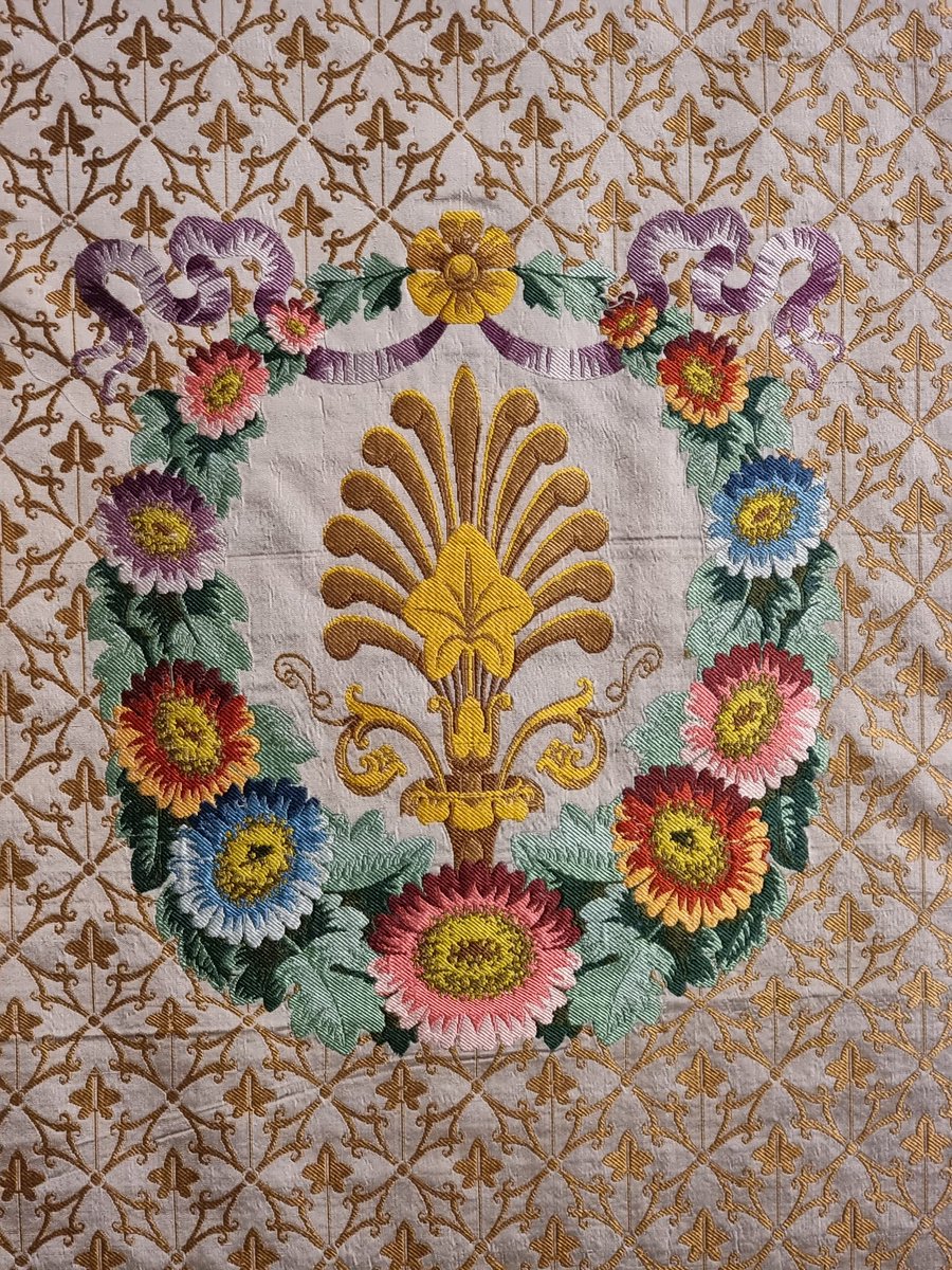 Bh_remi's tweet photo. Faste des appartements impériaux à la Galerie des Gobelins pour l'exposition "palais disparus de Napoléon". Une certaine idée du luxe.
@MNGBS https://t.co/PUz5bEGjK5