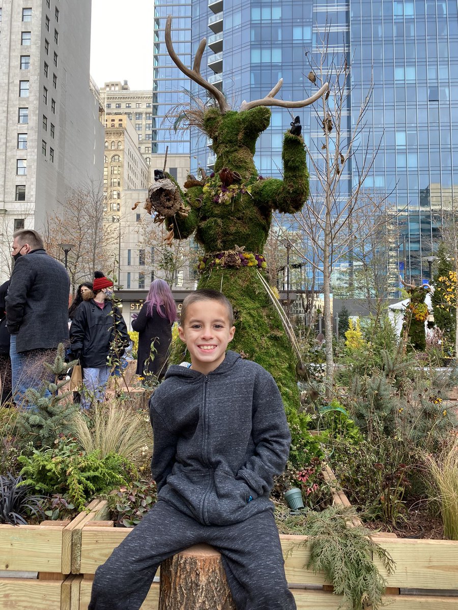 UPSManJohn's tweet photo. A few more pics from Philly today! Love spending time with my my big grandson Matthew! #PopPopLife https://t.co/aHZlCsCcZ5